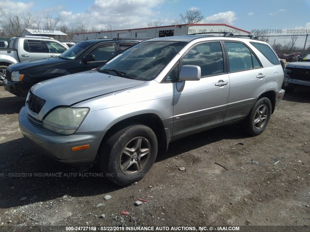 JTJHF10U020285311 - 2002 LEXUS RX 300 SILVER photo 2