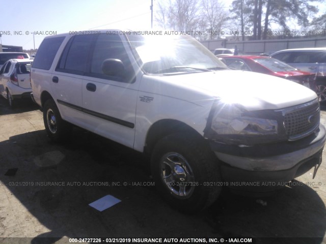 1FMPU16L82LA96094 - 2002 FORD EXPEDITION XLT WHITE photo 1