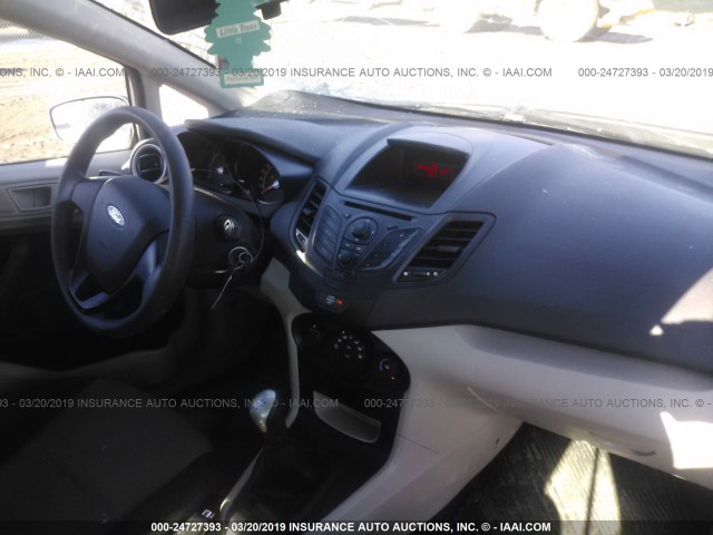 3FADP4AJ1CM160326 - 2012 FORD FIESTA S SILVER photo 5