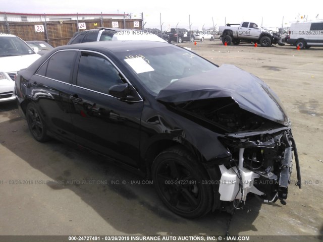 4T1BF1FK9EU821664 - 2014 TOYOTA CAMRY L/SE/LE/XLE 黑色 照片 1
