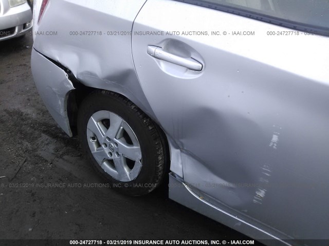 JTDKN3DU2A0111773 - 2010 TOYOTA PRIUS Gümüş foto 6