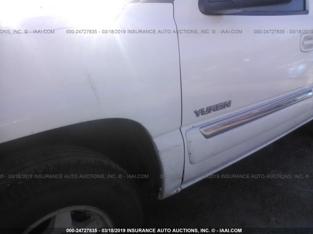 1GKEC13Z14R245294 - 2004 GMC YUKON WHITE photo 6