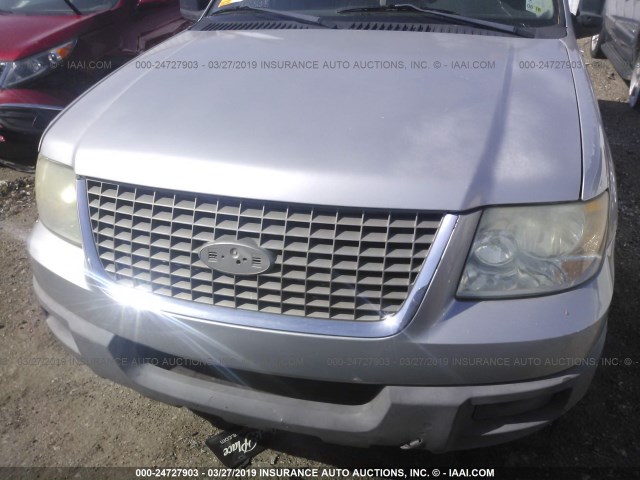 1FMRU15W23LC61966 - 2003 FORD EXPEDITION XLT SILVER photo 10