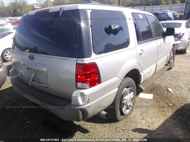 1FMRU15W23LC61966 - 2003 FORD EXPEDITION XLT SILVER photo 4