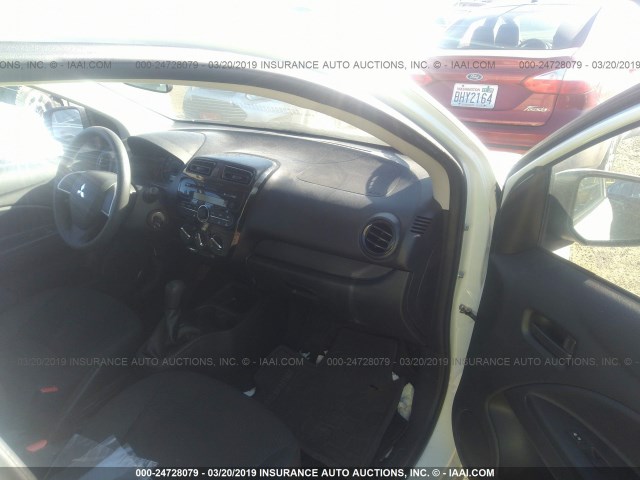 ML32F3FJ8HHF09748 - 2017 MITSUBISHI MIRAGE G4 ES თეთრი ფოტო 5