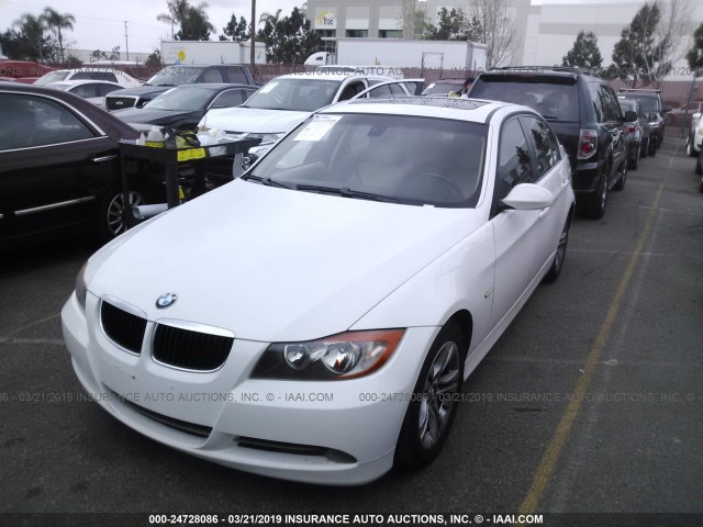 WBAVC53508FZ87108 - 2008 BMW 328 I SULEV WHITE photo 2