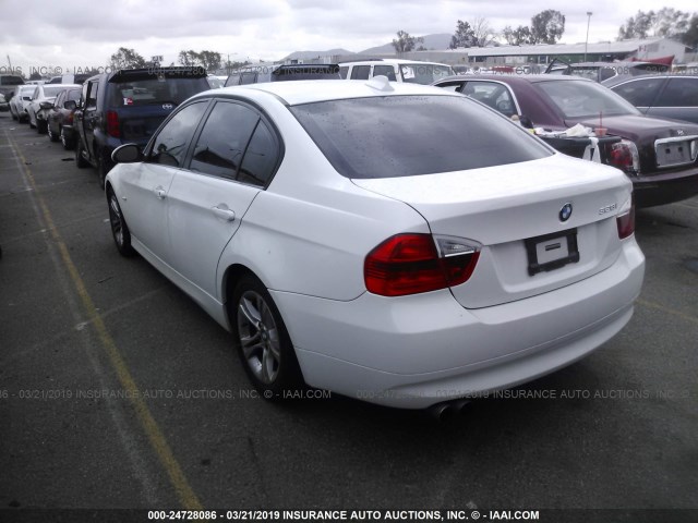 WBAVC53508FZ87108 - 2008 BMW 328 I SULEV WHITE photo 3