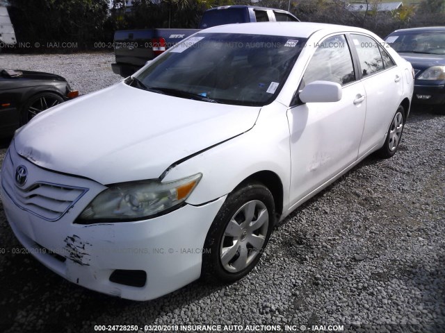 4T1BF3EK7BU699069 - 2011 TOYOTA CAMRY SE/LE/XLE 白色 照片 2