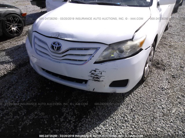 4T1BF3EK7BU699069 - 2011 TOYOTA CAMRY SE/LE/XLE 白色 照片 6