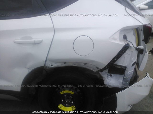 KM8J33A4XJU676573 - 2018 HYUNDAI TUCSON LIMITED/SPORT AND ECO/SE WHITE photo 6