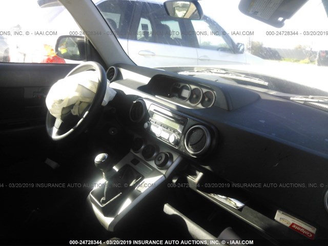 JTLKE50E281027715 - 2008 TOYOTA SCION XB 白色 照片 5