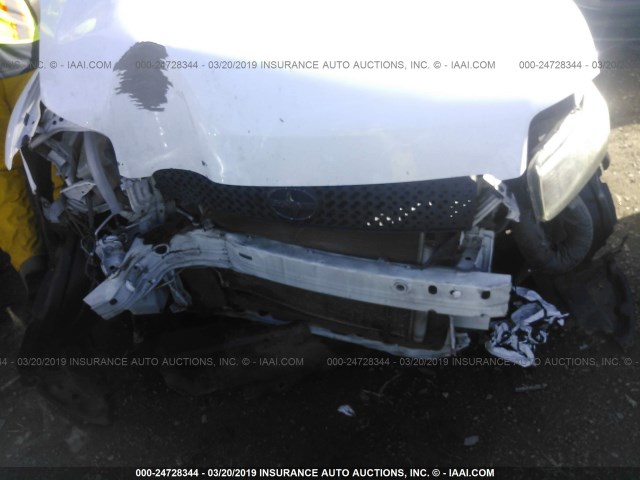 JTLKE50E281027715 - 2008 TOYOTA SCION XB 白色 照片 6