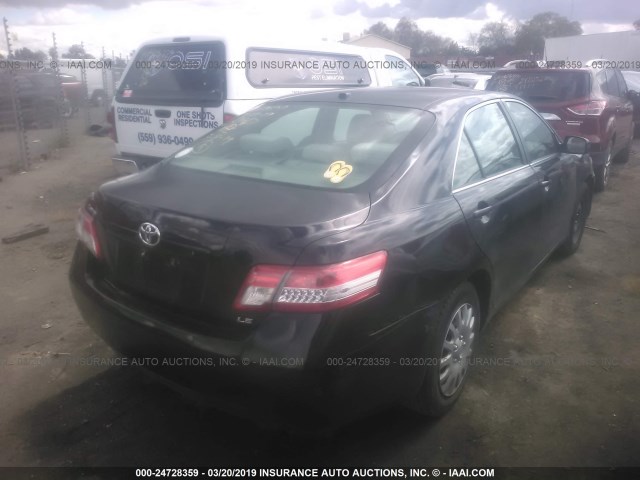 4T1BF3EK0BU131360 - 2011 TOYOTA CAMRY SE/LE/XLE 黑色 照片 4