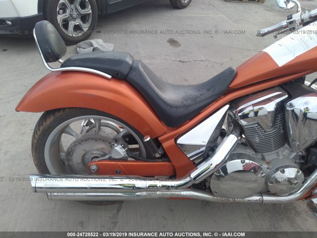 JH2SC6116BK100015 - 2011 HONDA VT1300 CX ORANGE photo 6