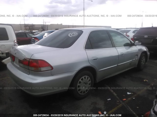 1HGCF86642A084022 - 2002 HONDA ACCORD VALUE SILVER photo 4