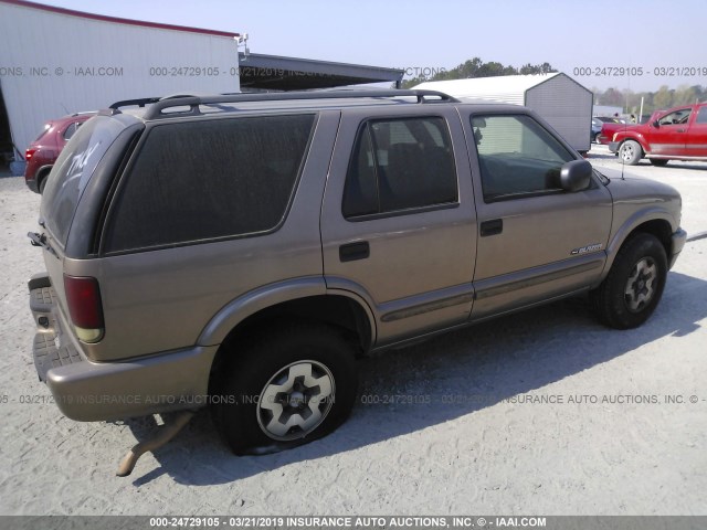 1GNDT13X54K159024 - 2004 CHEVROLET BLAZER GOLD photo 4