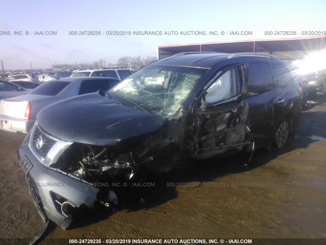 5N1AR2MMXEC728316 - 2014 NISSAN PATHFINDER S/SV/SL/PLATINUM GRAY photo 2