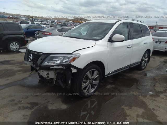 5N1AR2MM6EC701534 - 2014 NISSAN PATHFINDER S/SV/SL/PLATINUM WHITE photo 2