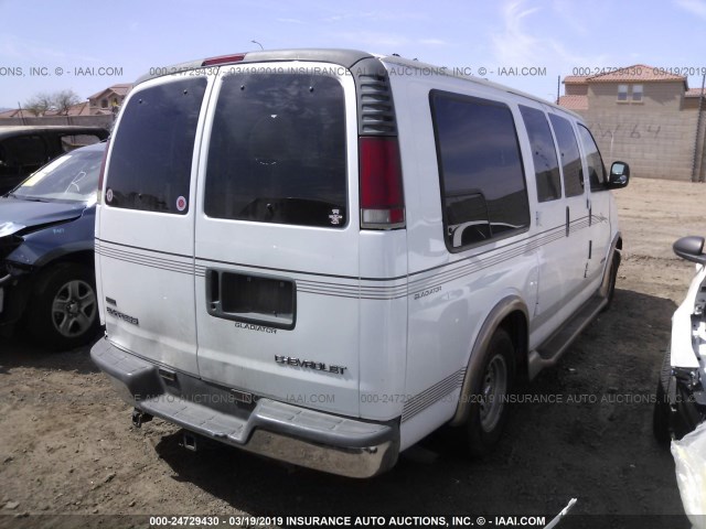 1GBFG15R9Y1274391 - 2000 CHEVROLET EXPRESS G1500  WHITE photo 4