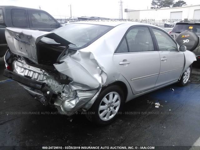 4T1BF30K54U081629 - 2004 TOYOTA CAMRY LE/XLE/SE SILVER photo 4