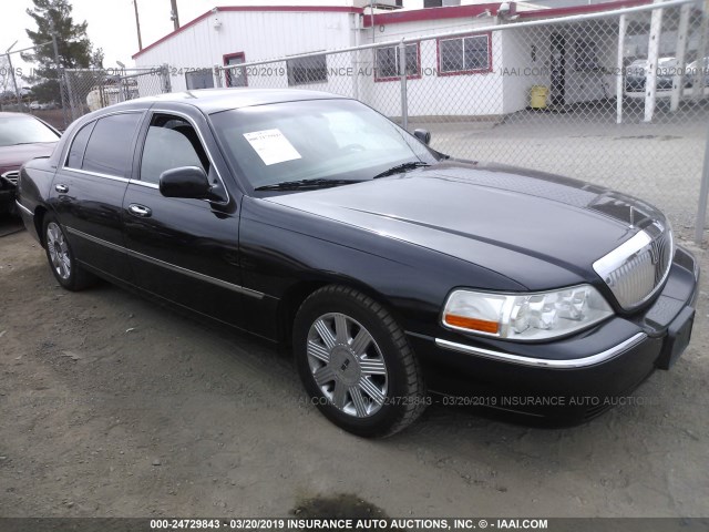 1LNHM84W44Y637223 - 2004 LINCOLN TOWN CAR EXECUTIVE L BLACK photo 1