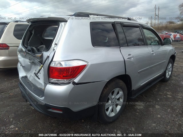 5TDBK3EHXDS187429 - 2013 TOYOTA HIGHLANDER PLUS/SE SILVER photo 4