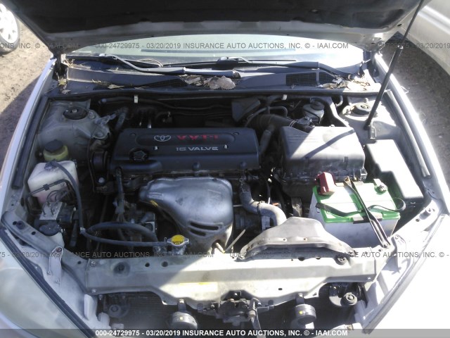 4T1BE32KX2U071837 - 2002 TOYOTA CAMRY LE/XLE/SE SILVER photo 10