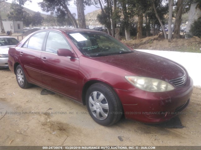 4T1BE32K55U427079 - 2005 TOYOTA CAMRY LE/XLE/SE RED photo 1