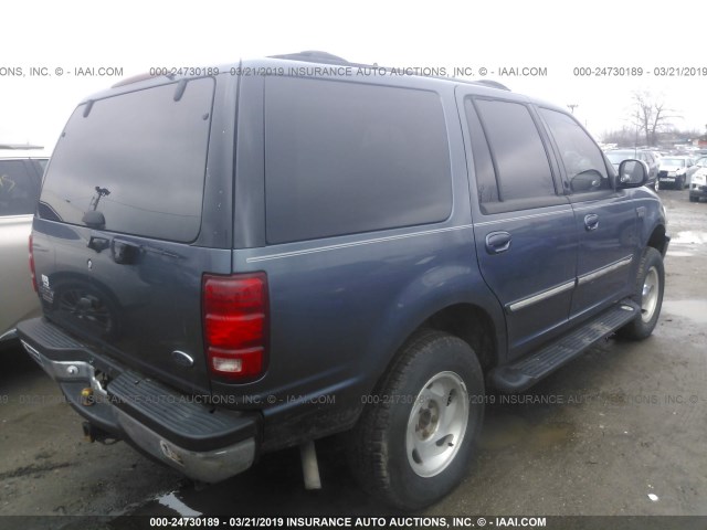 1FMRU18W8WLC01044 - 1998 FORD EXPEDITION BLUE photo 4