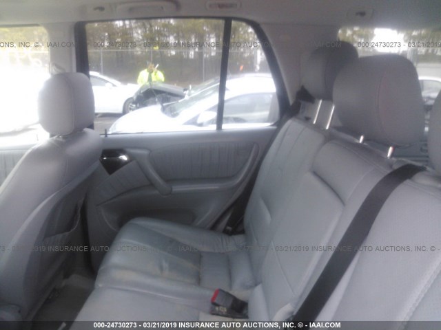 4JGAB75EX3A395570 - 2003 MERCEDES-BENZ ML 500 WHITE photo 8