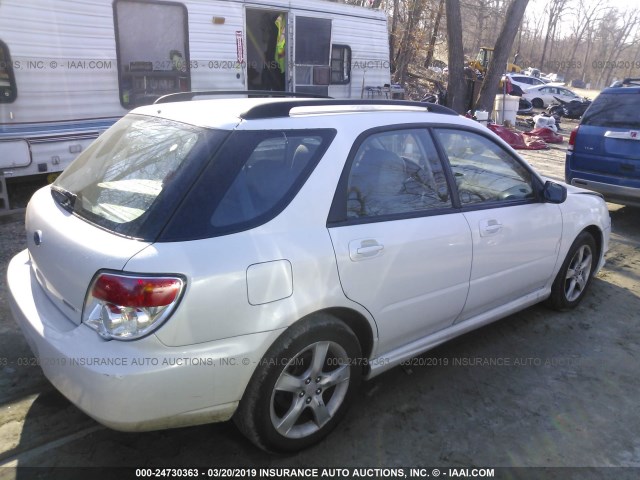 JF1GG61697H805030 - 2007 SUBARU IMPREZA 2.5I WHITE photo 4