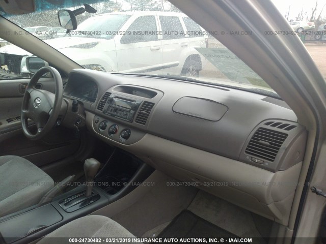 4T1BE32K83U767288 - 2003 TOYOTA CAMRY LE/XLE/SE TAN photo 5