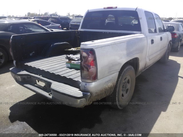 2GCEC13T661105566 - 2006 CHEVROLET SILVERADO C1500 WHITE photo 4