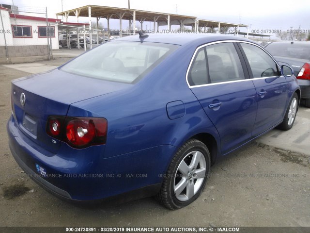 3VWRM81K38M004477 - 2008 VOLKSWAGEN JETTA SE/SEL BLUE photo 4