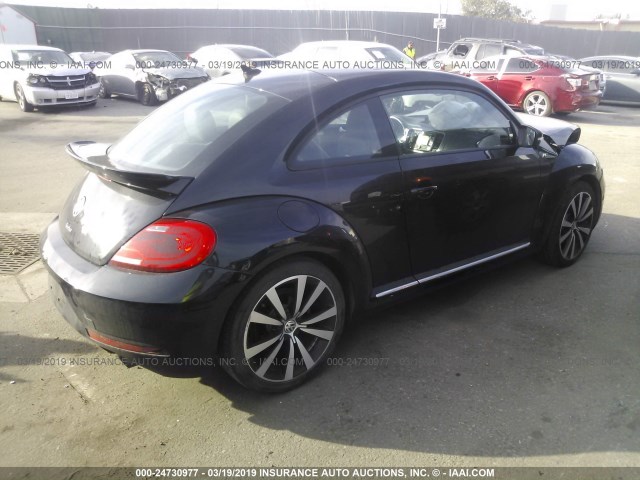 3VWVT7AT4EM612525 - 2014 VOLKSWAGEN BEETLE TURBO BLACK photo 4