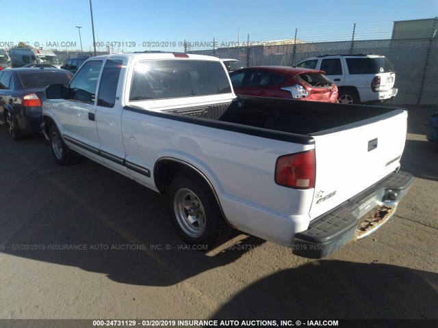 1GCCS1946Y8131174 - 2000 CHEVROLET S TRUCK S10 WHITE photo 3