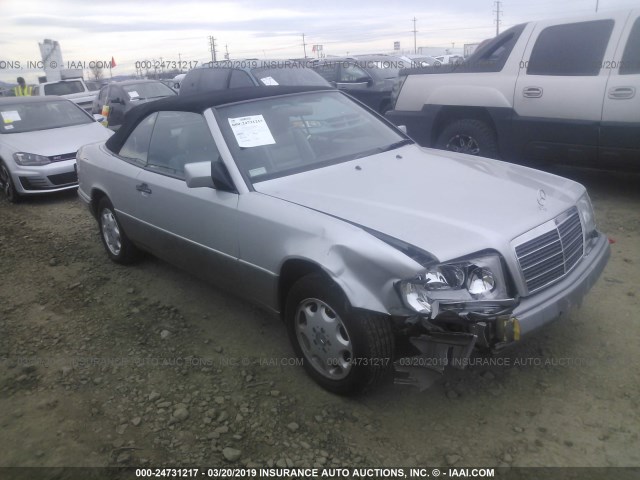 WDBEA66E5SC280930 - 1995 MERCEDES-BENZ E 320 SILVER photo 1