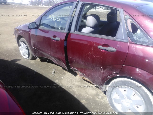 1FAFP34N86W126177 - 2006 FORD FOCUS ZX4 BURGUNDY photo 6