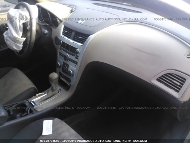 1G1ZB5E05CF332453 - 2012 CHEVROLET MALIBU LS CREAM photo 5