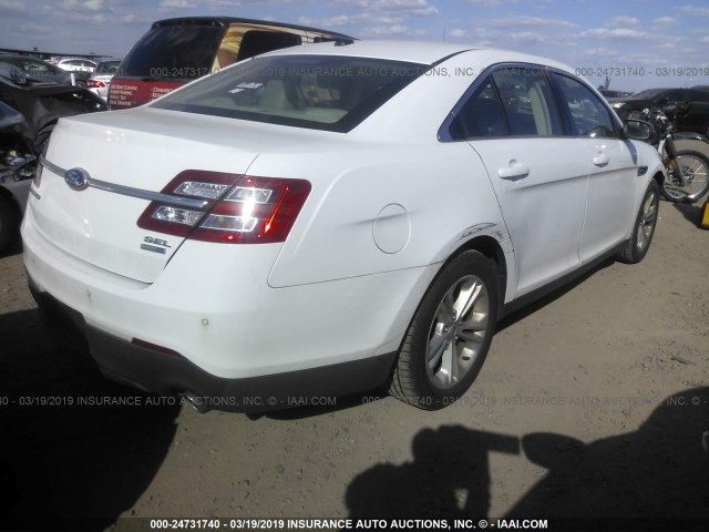 1FAHP2H8XDG230183 - 2013 FORD TAURUS SEL WHITE photo 4