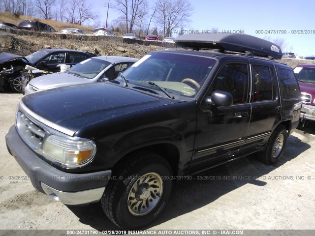 1FMZU73E6YUB11986 - 2000 FORD EXPLORER XLT BLACK photo 2