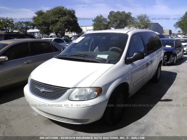 2C4GP44R04R504621 - 2004 CHRYSLER TOWN & COUNTRY LX WHITE photo 2