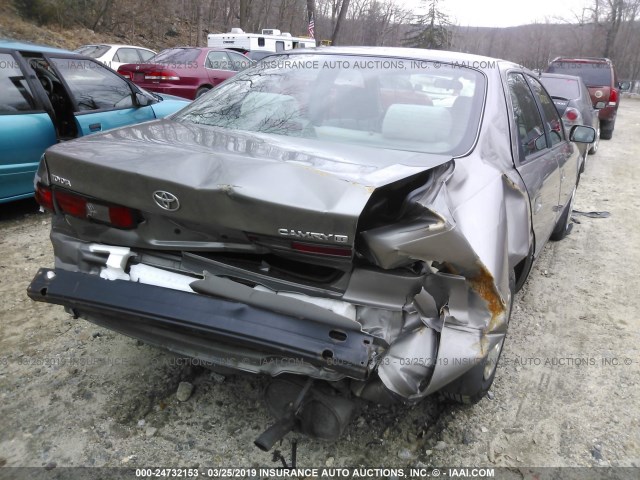 4T1BG22K4XU480167 - 1999 TOYOTA CAMRY CE/LE/XLE 灰色 照片 6