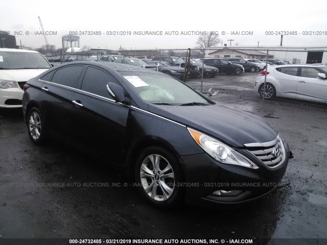 5NPEC4AC5DH579928 - 2013 HYUNDAI SONATA SE/LIMITED BLACK photo 1