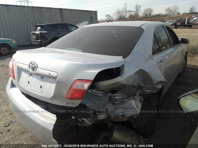 4T1BK46K69U073300 - 2009 TOYOTA CAMRY SE/LE/XLE SILVER photo 4