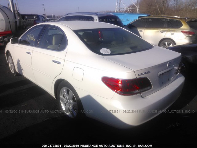 JTHBA30G265159889 - 2006 LEXUS ES 330 WHITE photo 3