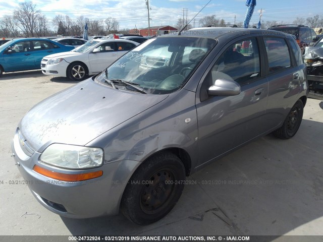 KL1TD66638B073273 - 2008 CHEVROLET AVEO LS GRAY photo 2