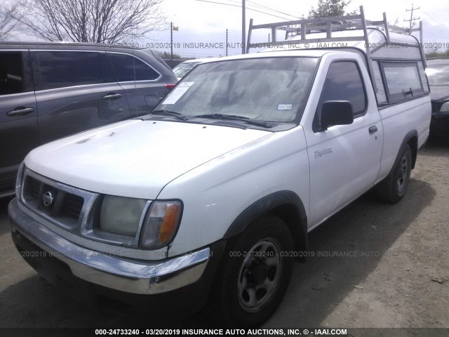 1N6DD21S3YC404998 - 2000 NISSAN FRONTIER XE WHITE photo 2