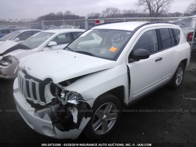 1J8FF47W68D731314 - 2008 JEEP COMPASS SPORT WHITE photo 2