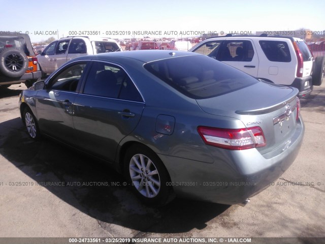 4T1BK3EK0BU620045 - 2011 TOYOTA CAMRY SE/LE/XLE BLUE photo 3